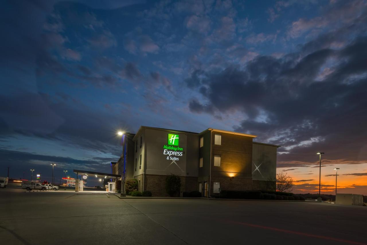 Holiday Inn Express & Suites N Waco Area - West By Ihg Buitenkant foto