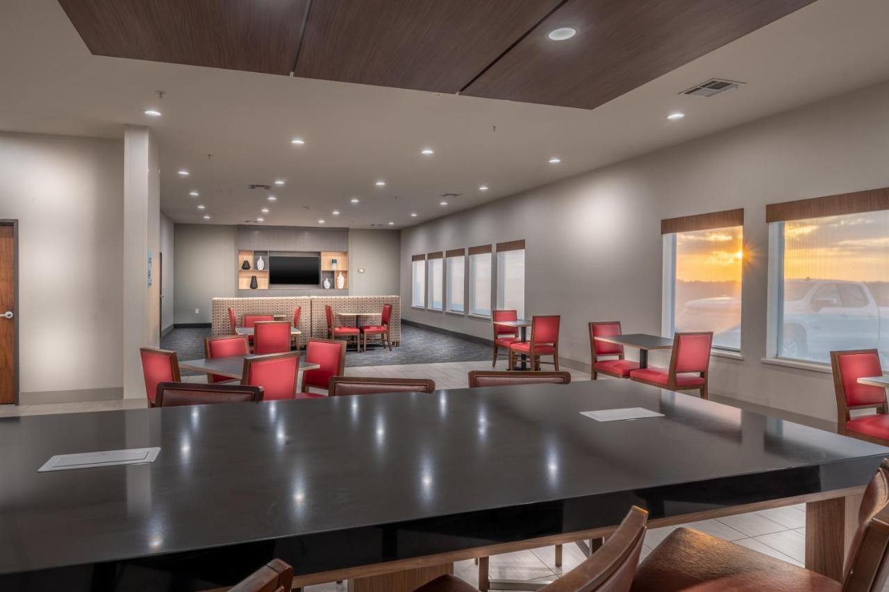 Holiday Inn Express & Suites N Waco Area - West By Ihg Buitenkant foto