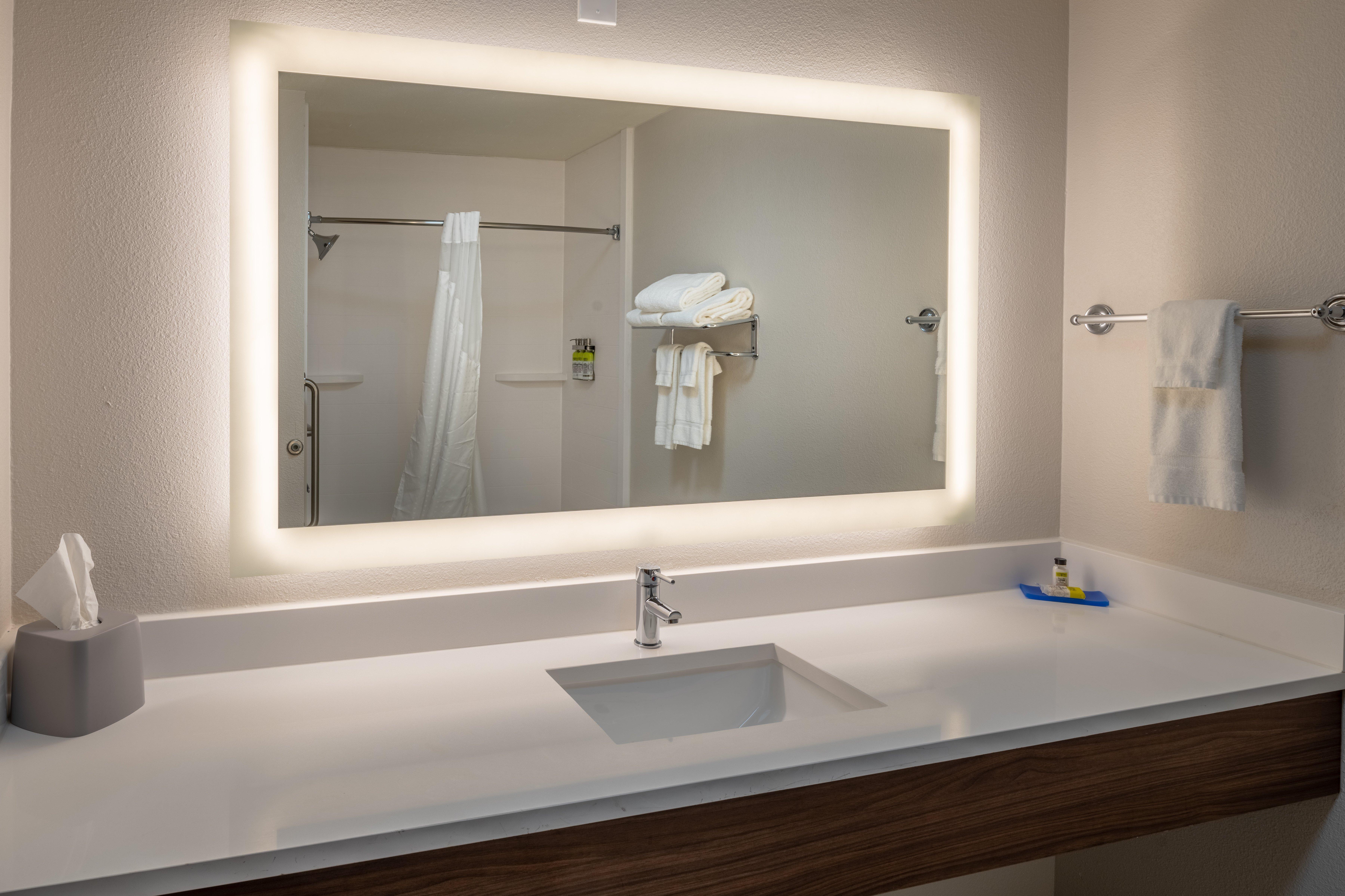 Holiday Inn Express & Suites N Waco Area - West By Ihg Buitenkant foto