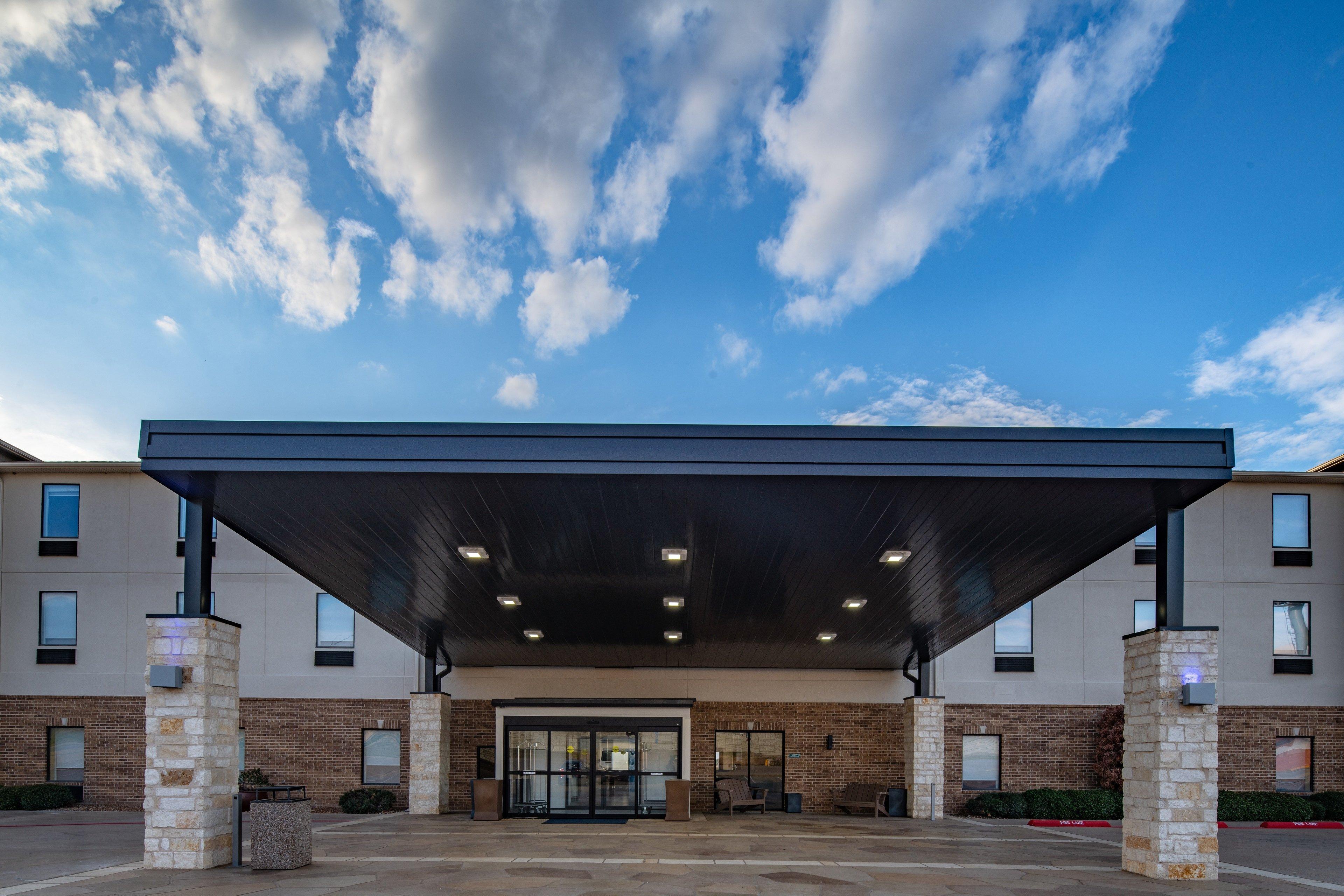 Holiday Inn Express & Suites N Waco Area - West By Ihg Buitenkant foto