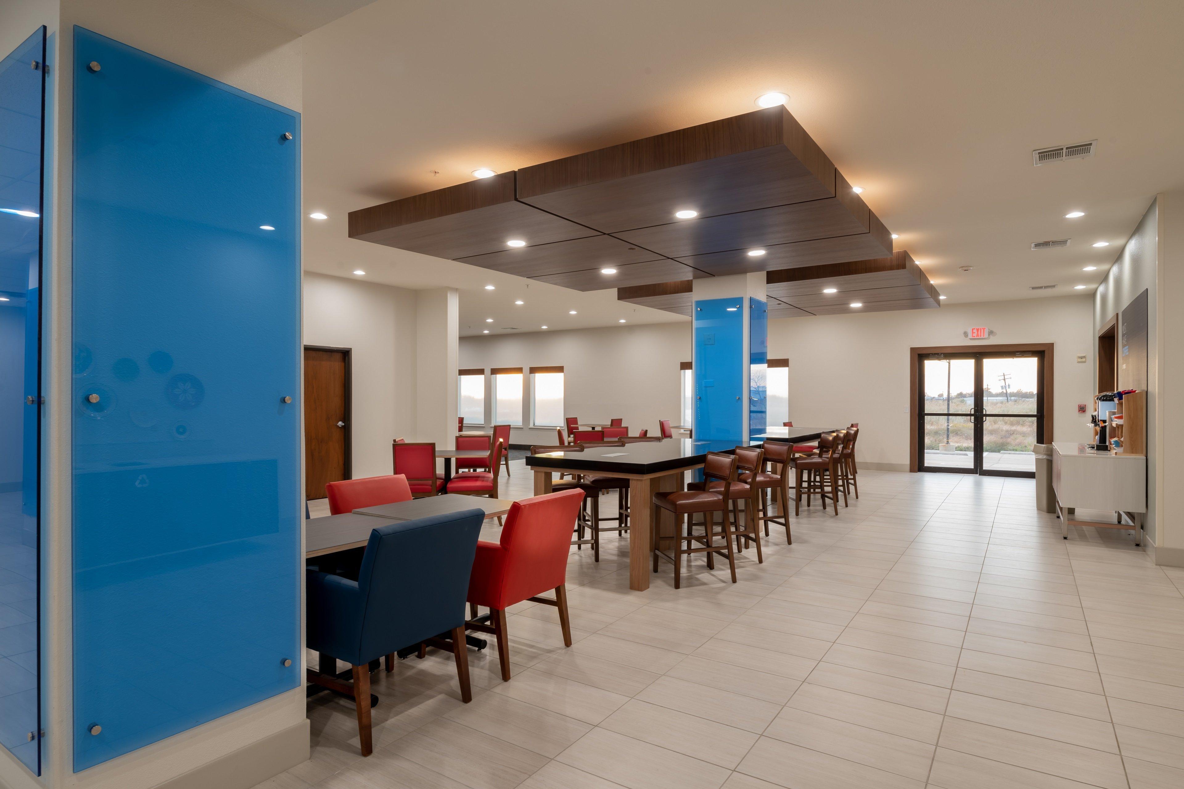 Holiday Inn Express & Suites N Waco Area - West By Ihg Buitenkant foto