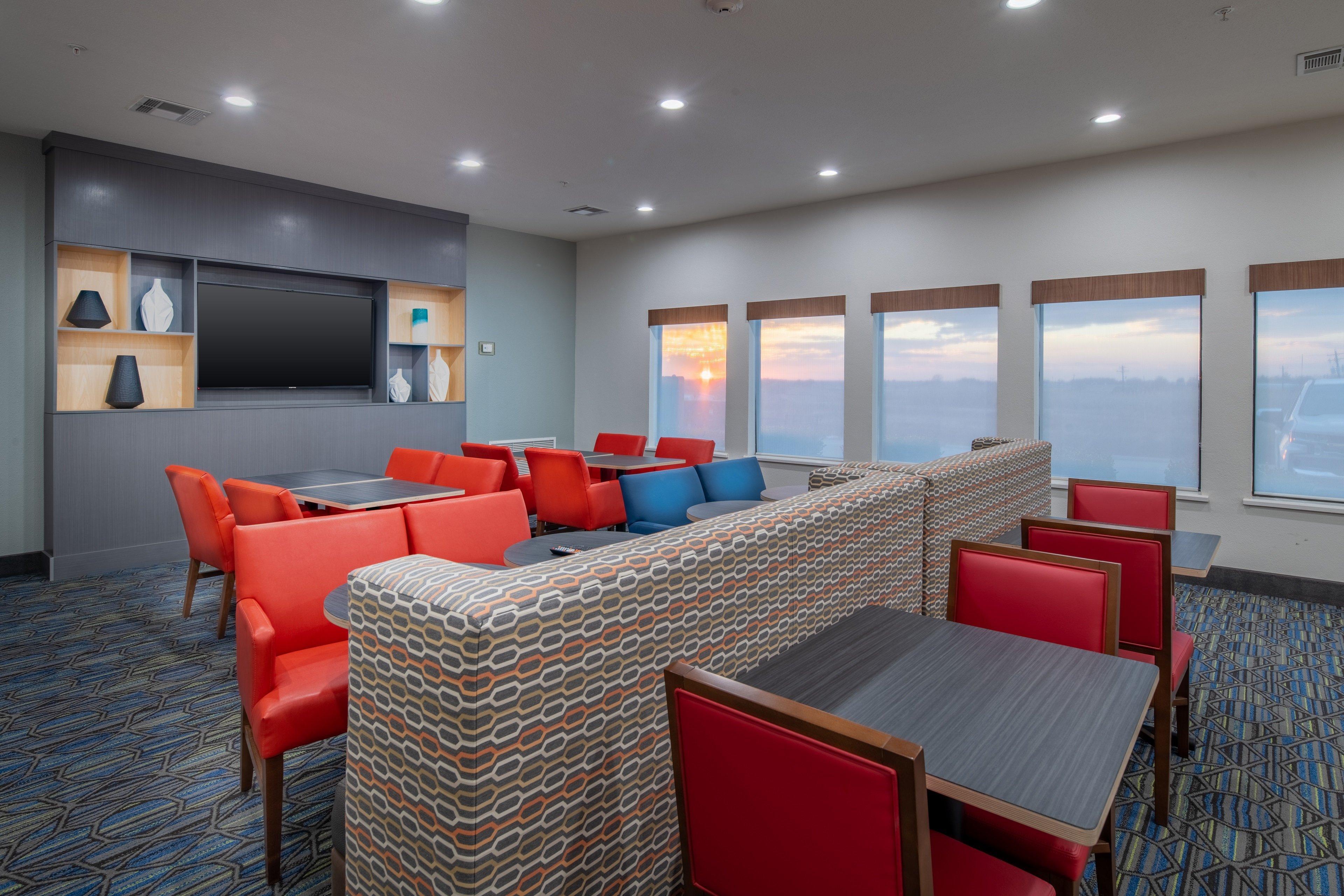 Holiday Inn Express & Suites N Waco Area - West By Ihg Buitenkant foto
