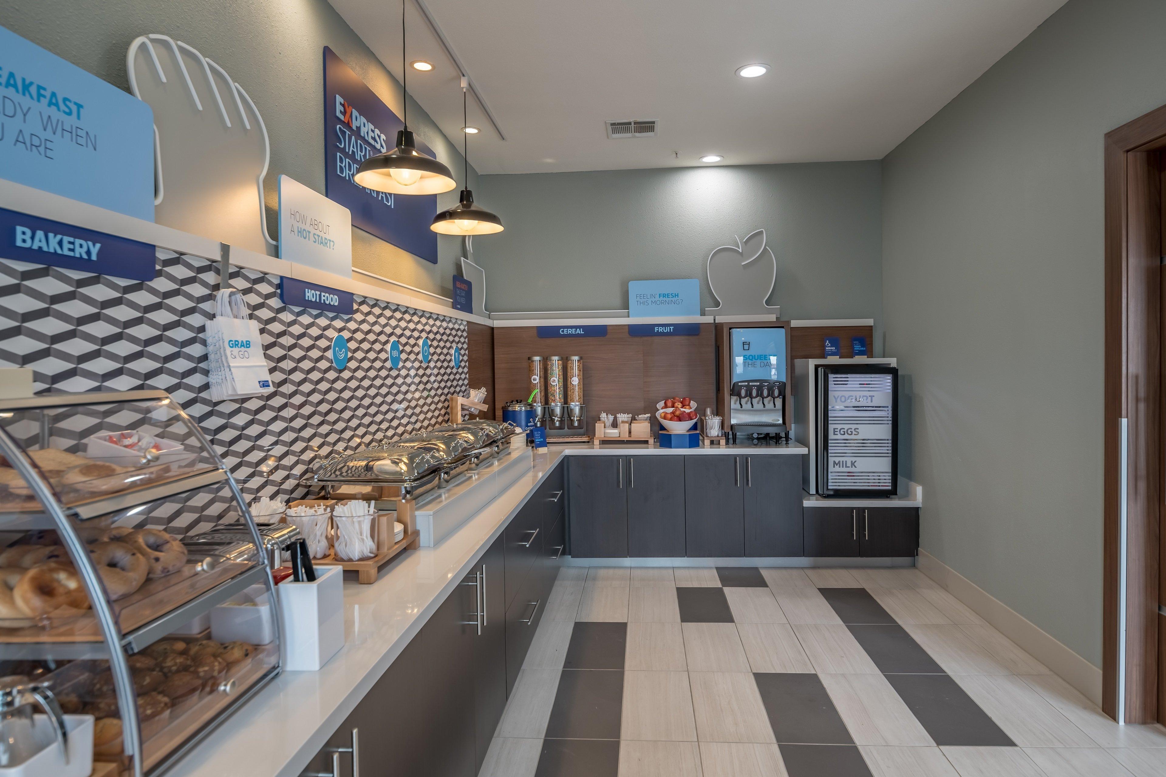 Holiday Inn Express & Suites N Waco Area - West By Ihg Buitenkant foto