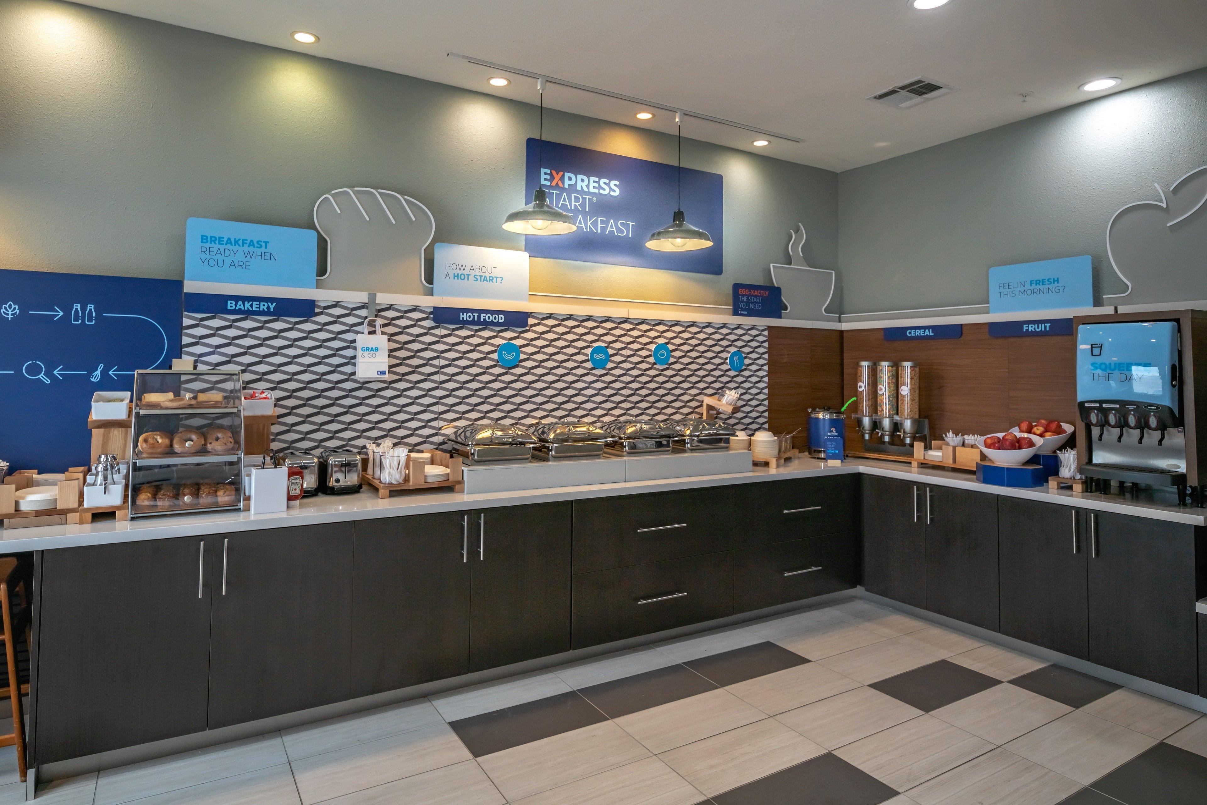 Holiday Inn Express & Suites N Waco Area - West By Ihg Buitenkant foto
